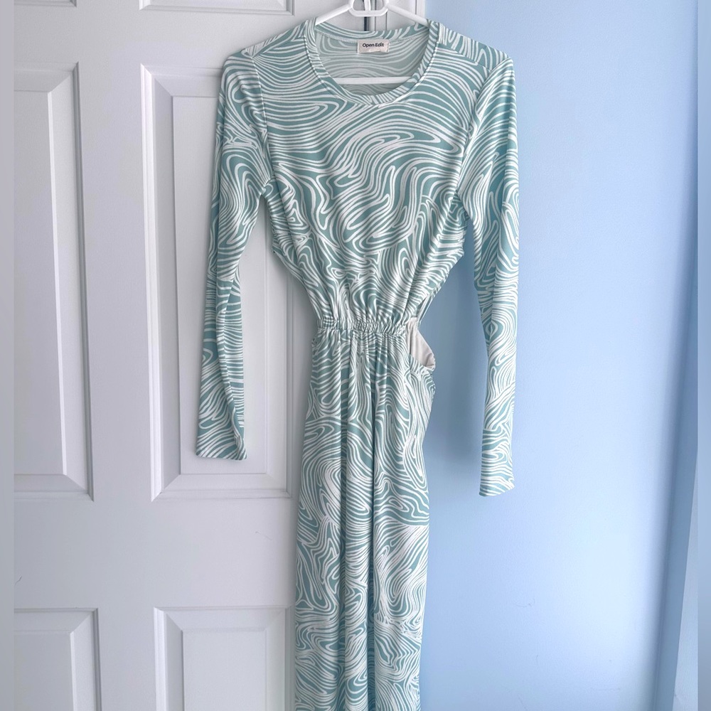 Open Edit Light Green/White wavy, delic design Long-sleeve Maxi Dress